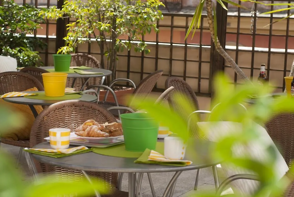 Hostel Carlito 0*, Rome Italy